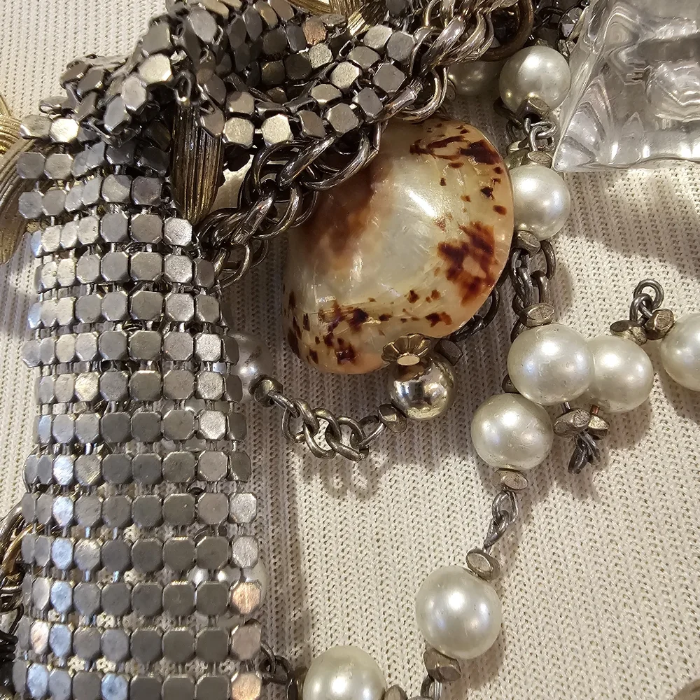 Mishka Piaf goldtone statement necklace made w/ repurposed vintage jewelry - Picture 5 of 11